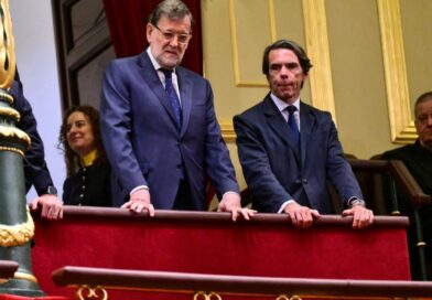 Pedro Sánchez e ministros franceses repudiam racismo de Mariano Rajoy